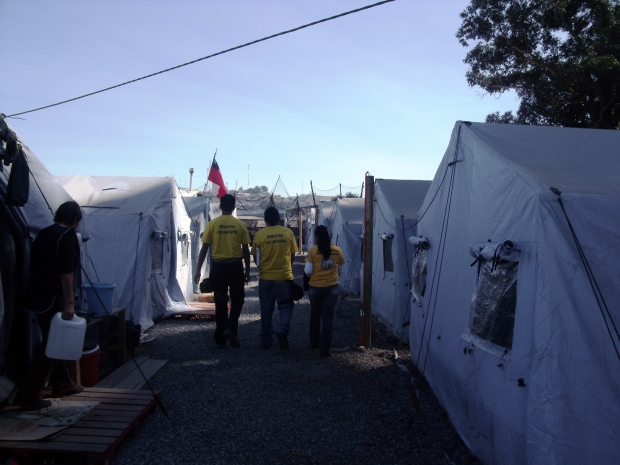 Flyktningerleir i havnebyen Talcahuano Concepción provinsen, april 2010.